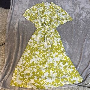 Ann Taylor Green and White Floral Midi Dress